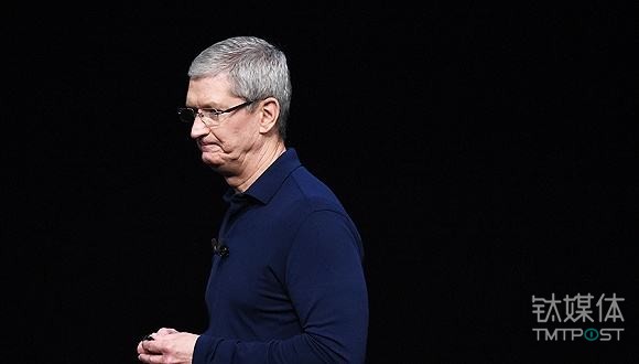 【钛晨报】库克就降频门澄清：下月就将权限还给用户