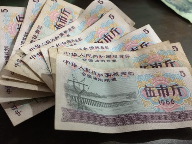 二手电商卖藏品鱼龙混杂，处处装傻的“心机客” 让你维权无门