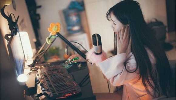 除了打赏，直播平台还能靠什么变现？