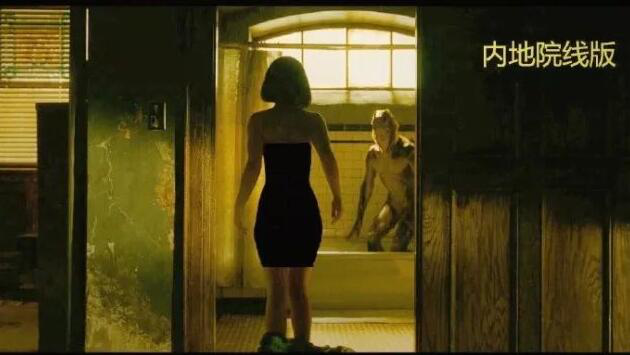 给裸背女主“穿”上小黑裙，来了解一下限制级电影镜头的“技术手段”