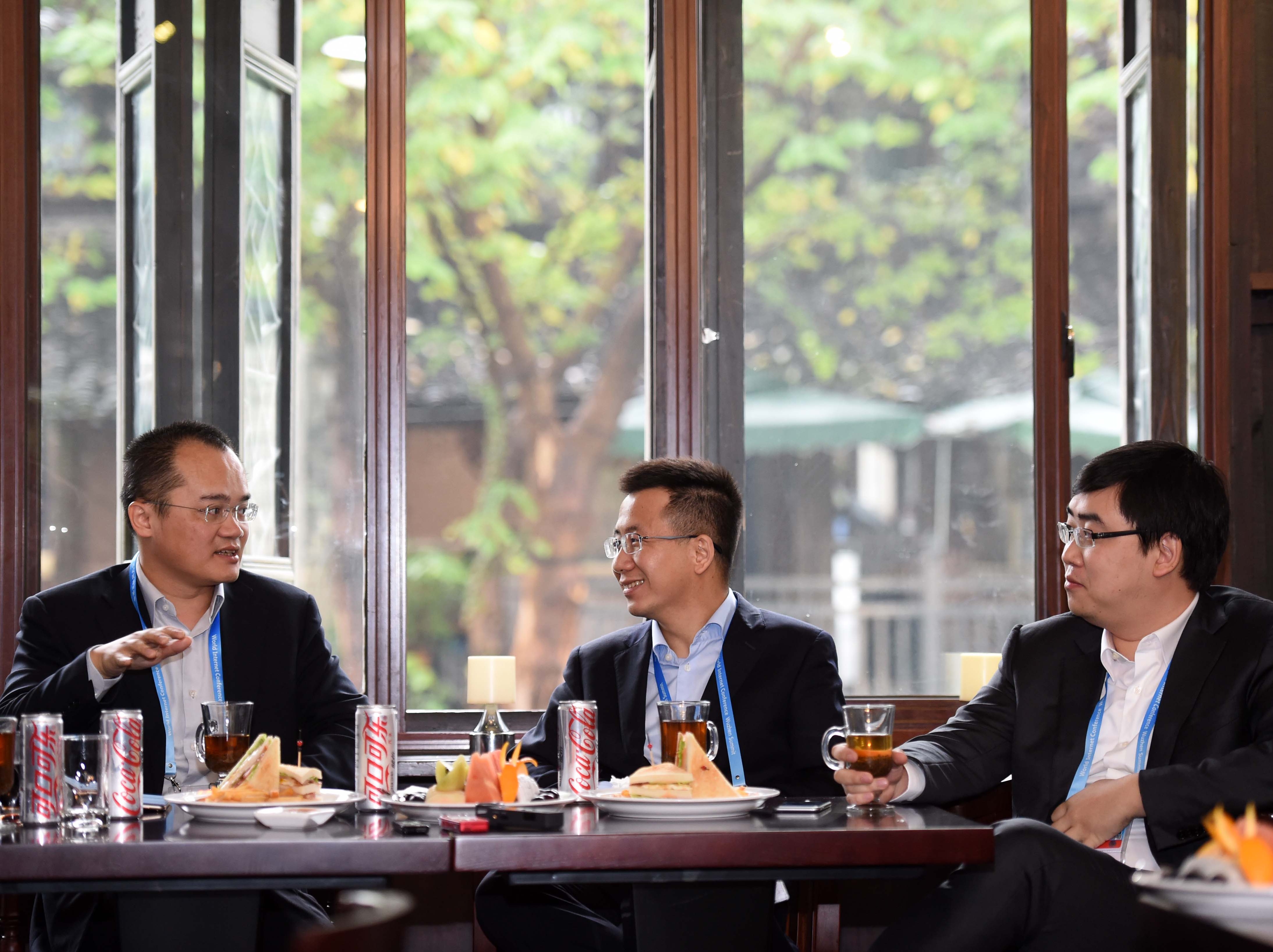 美团的边界，滴滴的危局，以及开始挑战AT的“龙岩双雄”