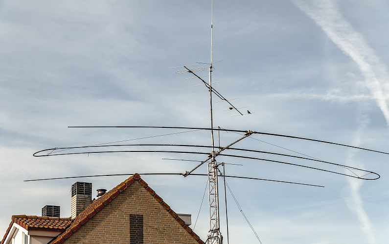 为什么中国电信业不对称管制总是以失败告终？