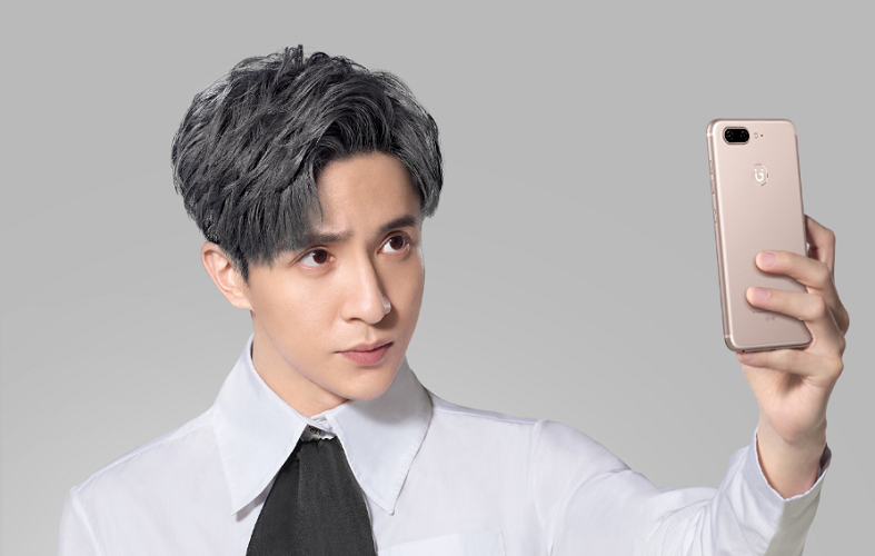 从刘德华到薛之谦，金立还是没有走出自己的中年摇摆