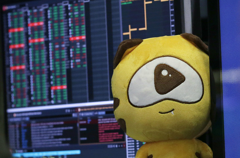 P/E90倍，虎牙很贵