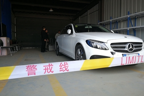 “失控奔驰车”鉴定结果：车辆未失控，制动、巡航系统工作正常 | 钛快讯