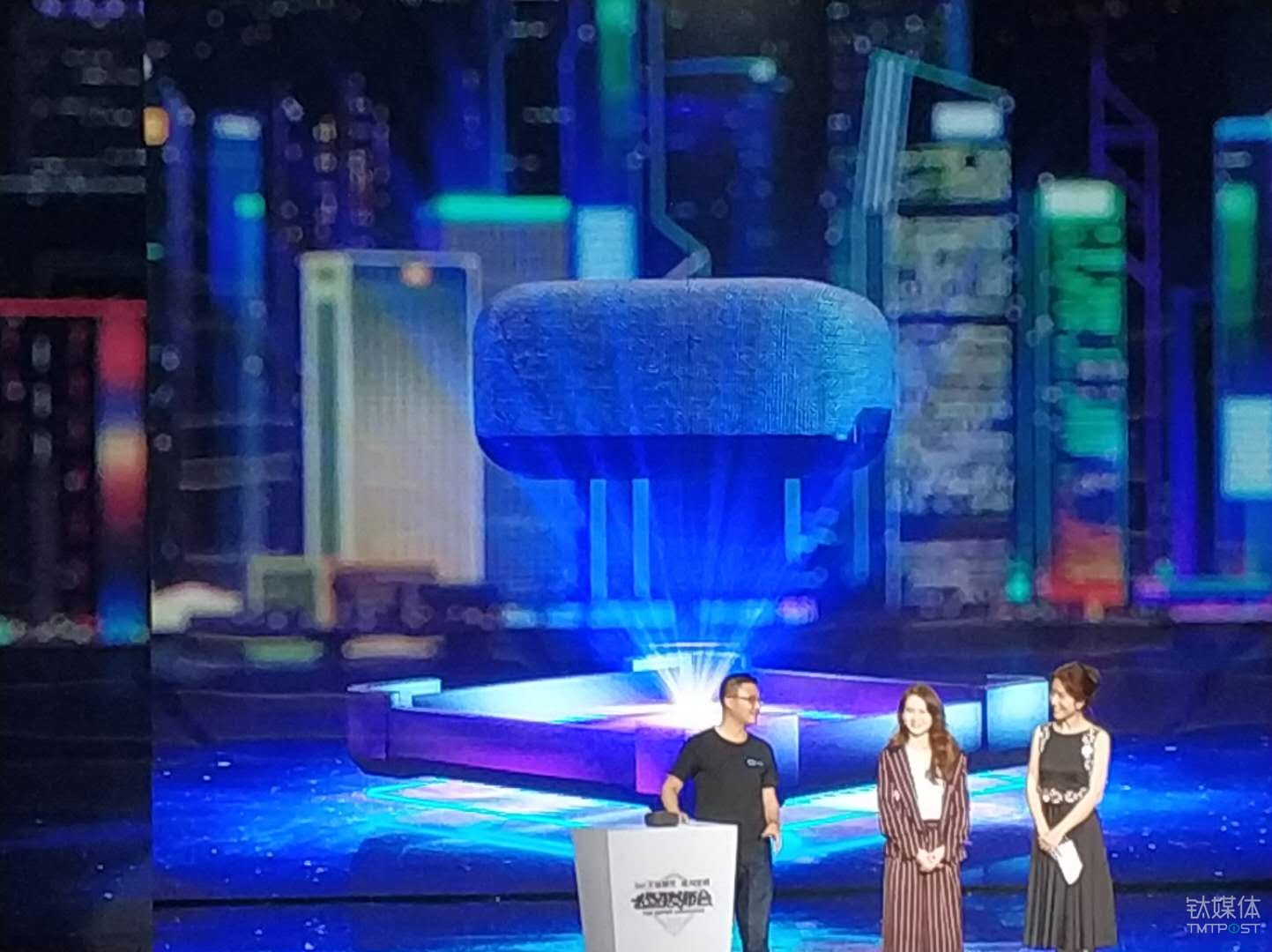 阿里推天猫精灵魔盒，机顶盒加音箱玩出了新花样