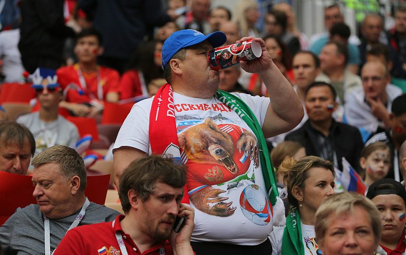 拒绝再做肥宅快乐水，但可口可乐的转型之路并不好走