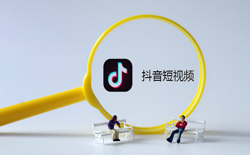 爆款复制+烧钱，同样的套路能让抖音海外版流行多久？