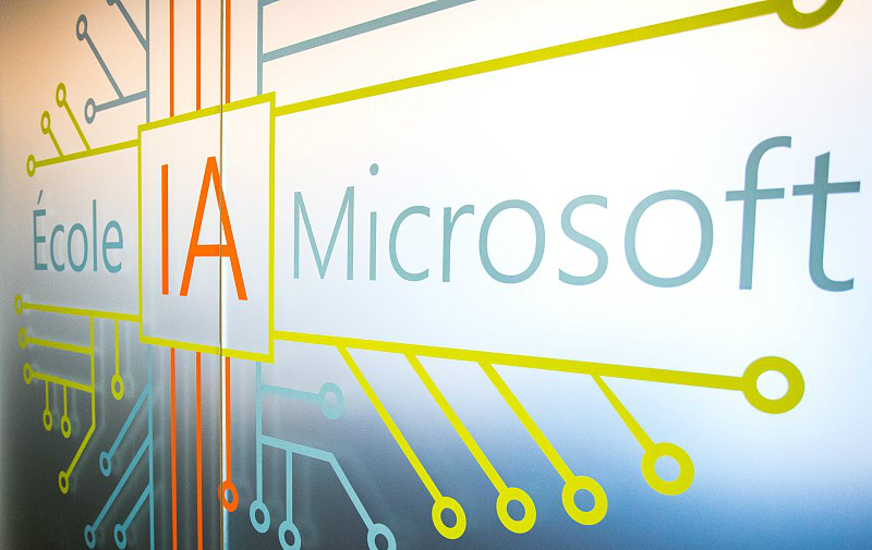 沉迷“买买买”的微软，是如何向“AI-First”转型的？