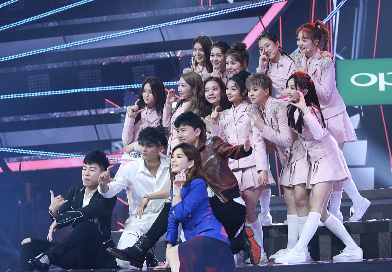 饭圈集资录：为了送孟美岐C位出道，粉丝花了1200万