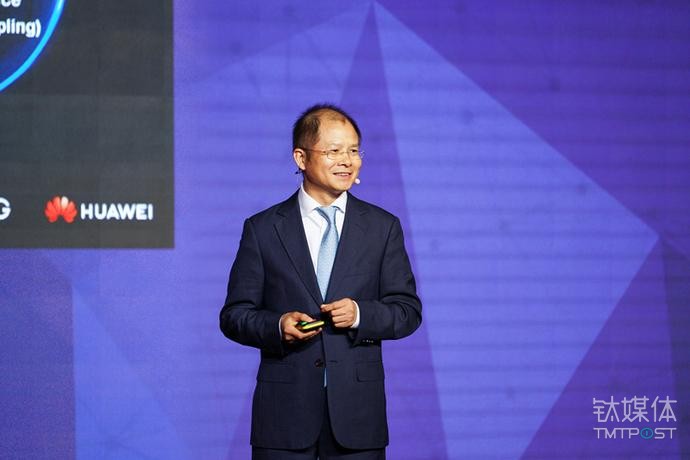 华为轮值董事长徐直军：明年6月份将推出5G手机