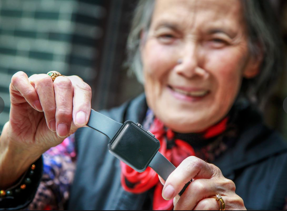 突围“AI+安防”红海，「猎熊座」怎么解决电动车被盗与老人走失难题？