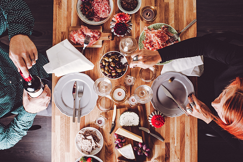 外卖战事无终局，阿里新零售有多么重视餐饮？