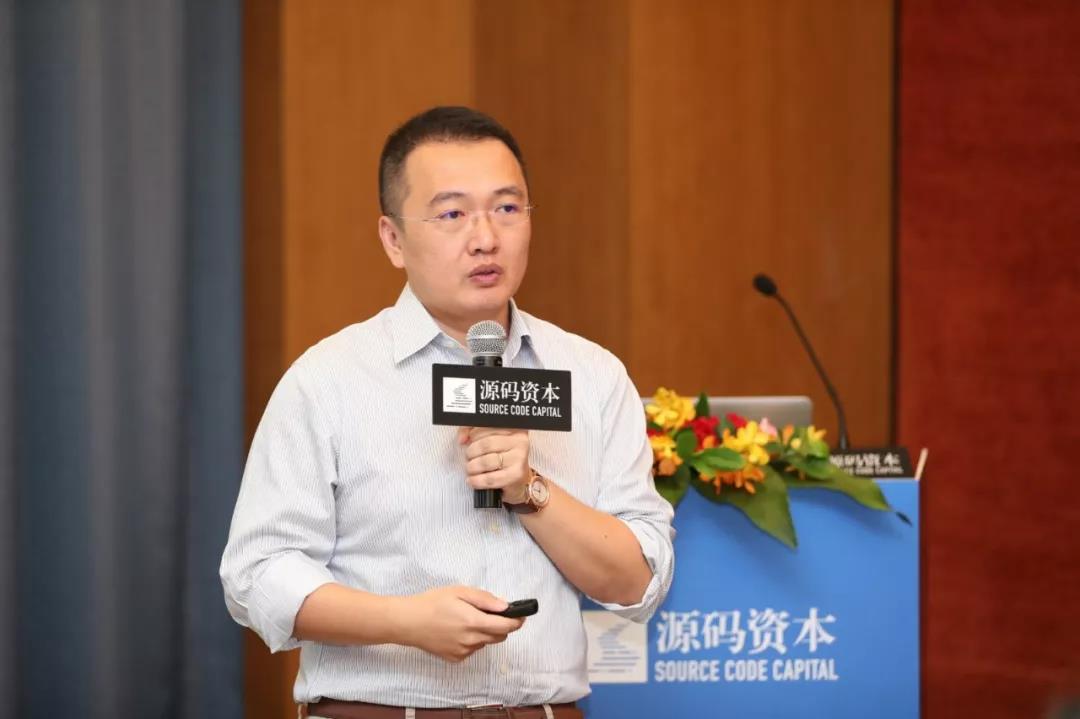 趙夢(mèng)晗  先生 中倫文德律師事務(wù)所私募股權(quán)投資組的主管合伙人 曾為一家大型互聯(lián)網(wǎng)企業(yè)的上萬(wàn)名員工設(shè)計(jì)股權(quán)激勵(lì)計(jì)劃， 為諸多互聯(lián)網(wǎng)公司提供員工股權(quán)激勵(lì)專項(xiàng)法律服務(wù)。