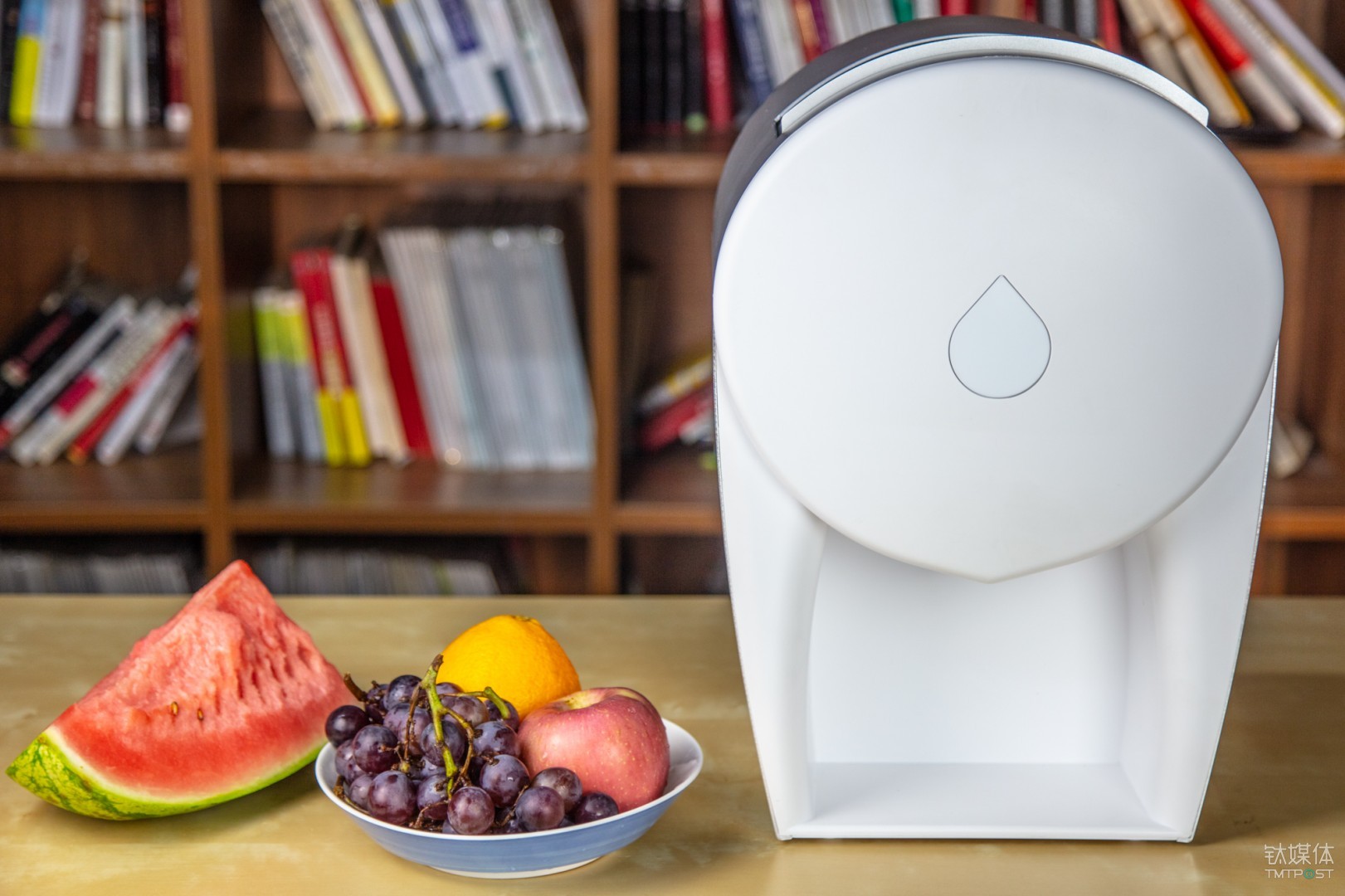 你愿意为懒付出更多么？橘乐免洗冷压榨汁机体验 | 钛极客