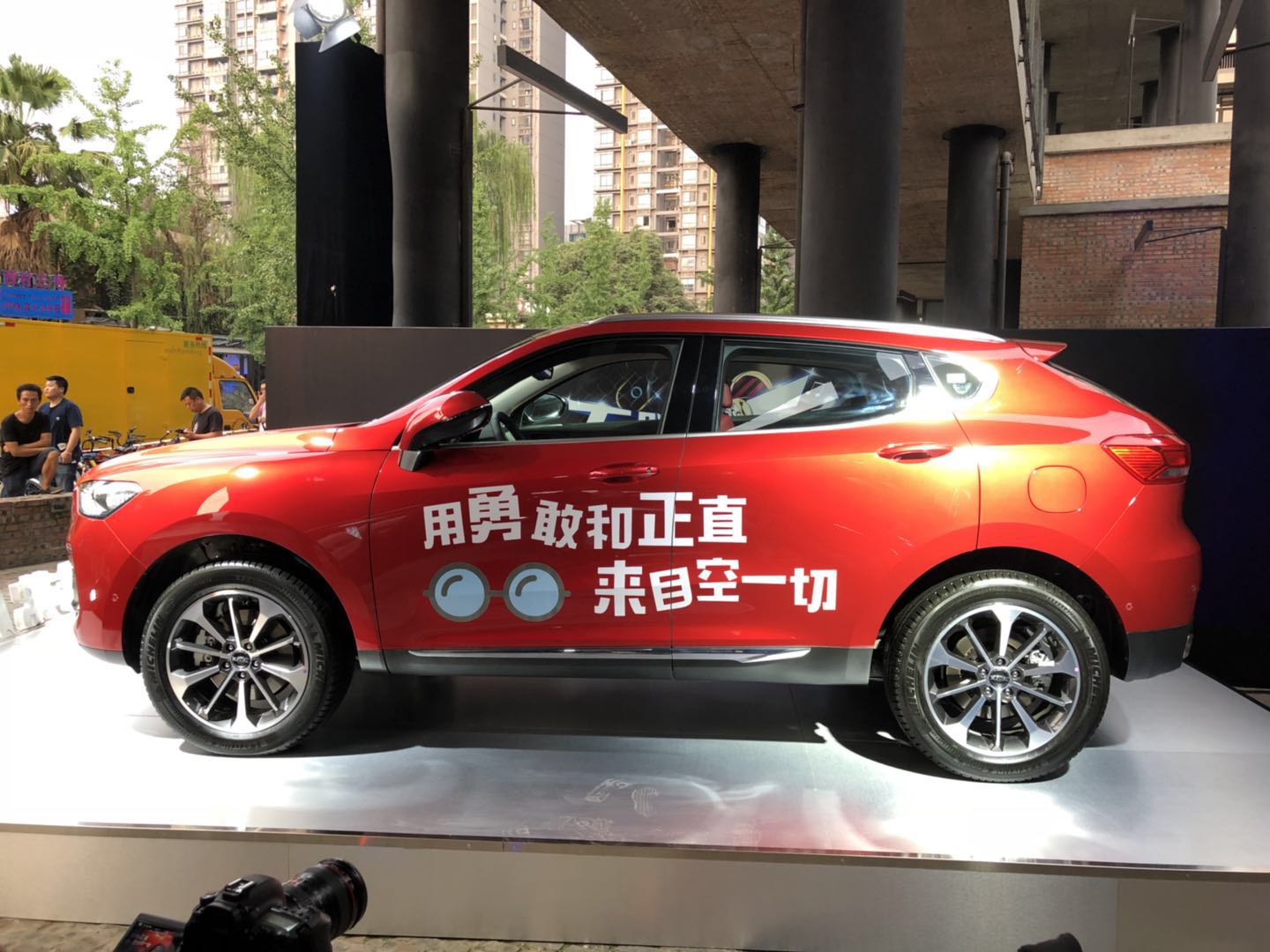 哈弗F系11.5万元上市，要以智联科技锁定年轻人市场 | 一线车讯