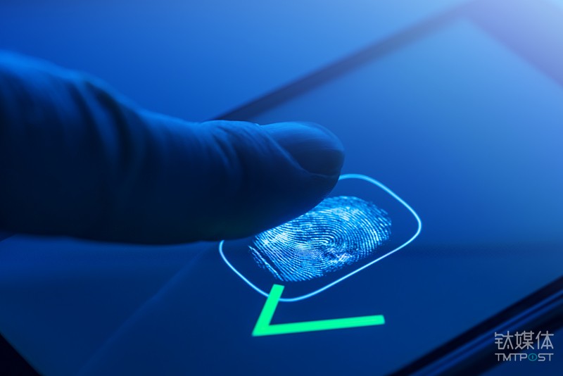你以为买个方案装上就能用？屏下指纹的设计难点在哪里