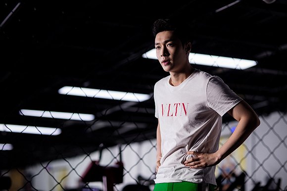 张艺兴去年成为Valentino中国区品牌形象大使 图片来源：Valentino