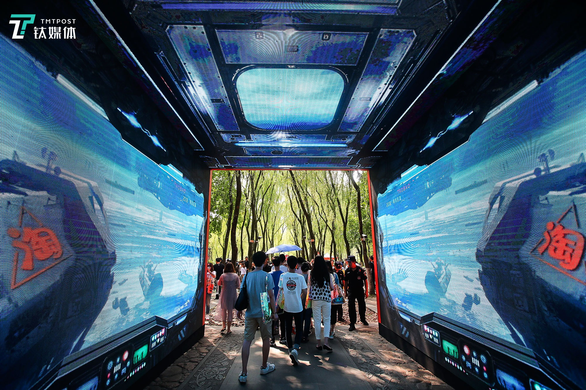 黑科技也是每年造物节的重头戏，今年的造物节专门为科技迷们搭建了一个科技馆。