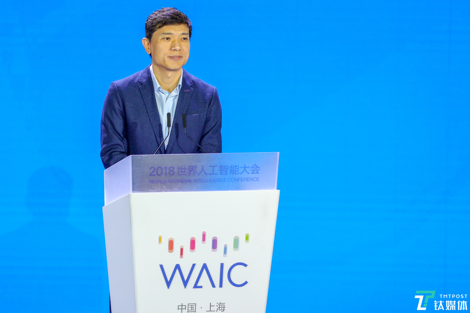 李彦宏：绝大多数企业要率先拥抱AI，不然会被取代 | 2018年世界人工智能大会