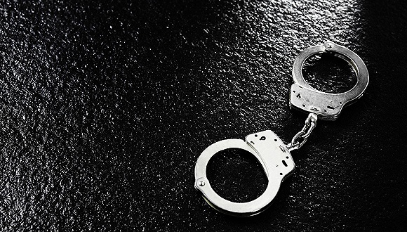 安徽台拖欠近4800万购剧款背后：收视率对赌、贪腐窝案、绑定招商