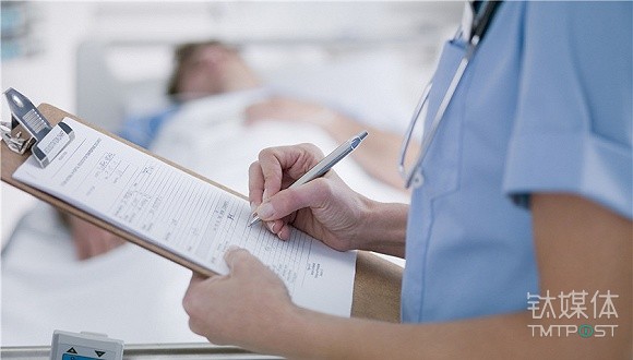 当AI进入医疗行业，人类会失去护士这个工作吗？