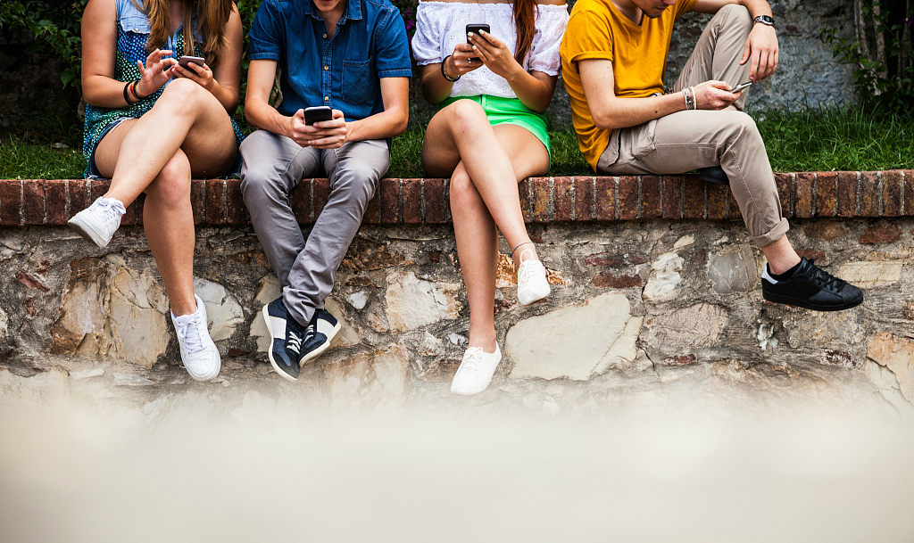 “中国锦鲤”引发网友疯转，支付宝用了哪些营销手段？