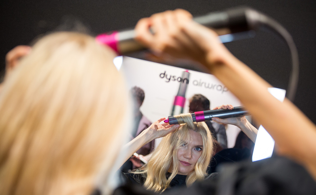 1000w阅读的爆款文、1/4店开在中国，戴森是如何在中国种草的？