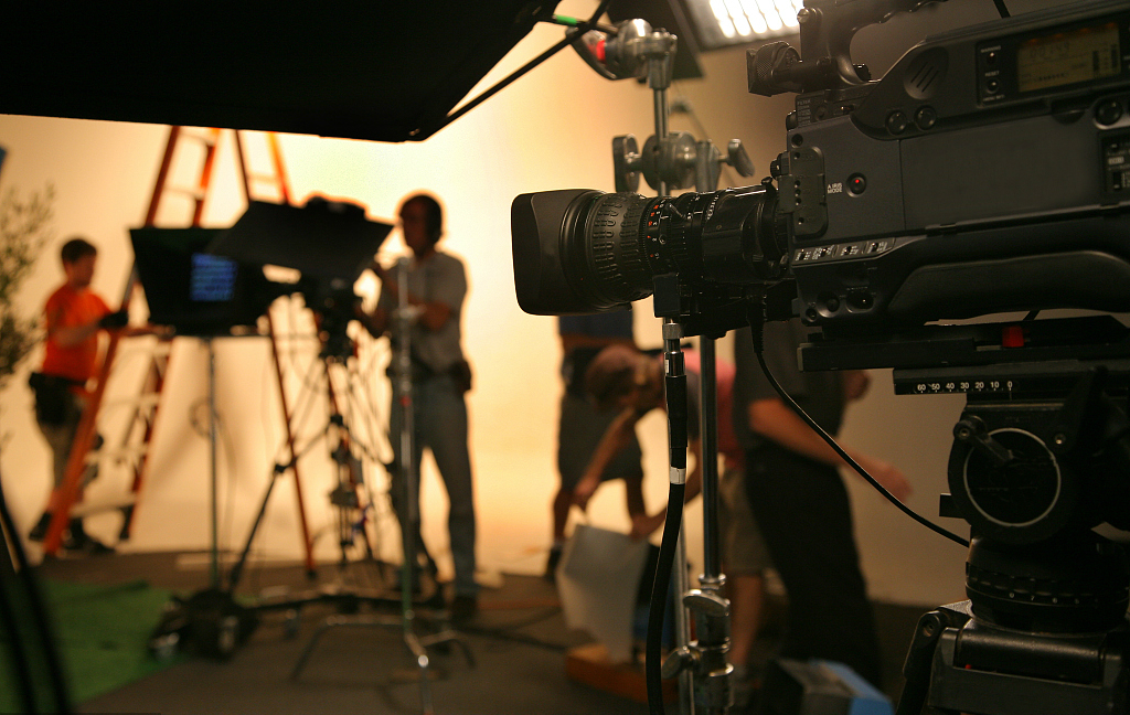 明星片酬上亿元，但编剧却还处于行业的边缘