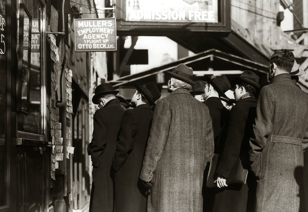 金融危机为何一再发生？