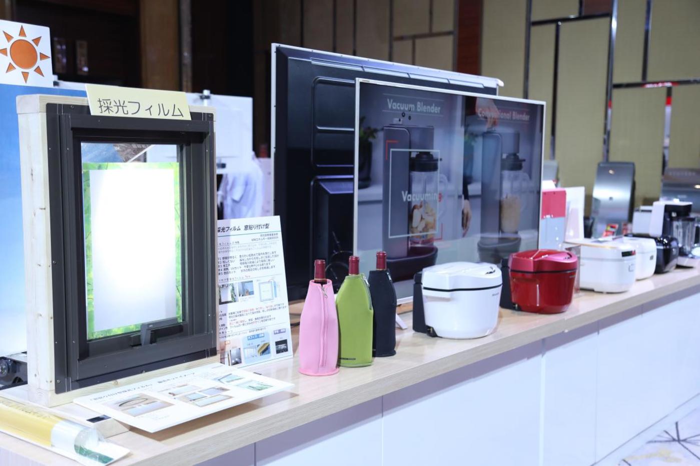 夏普还在会场展示了白电产品