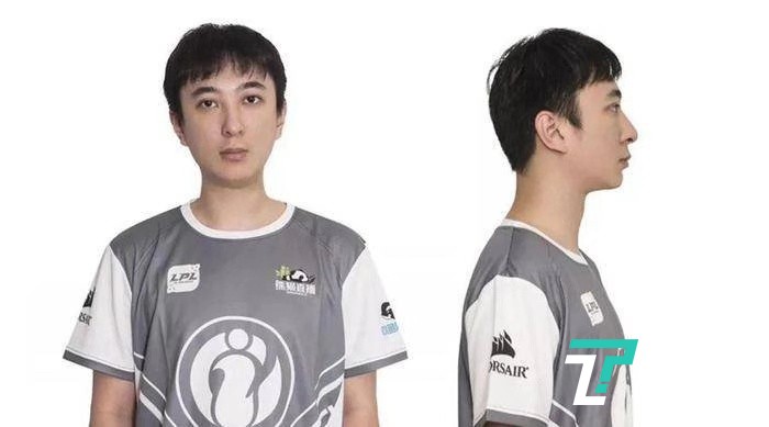 前iG战队ADC王思聪