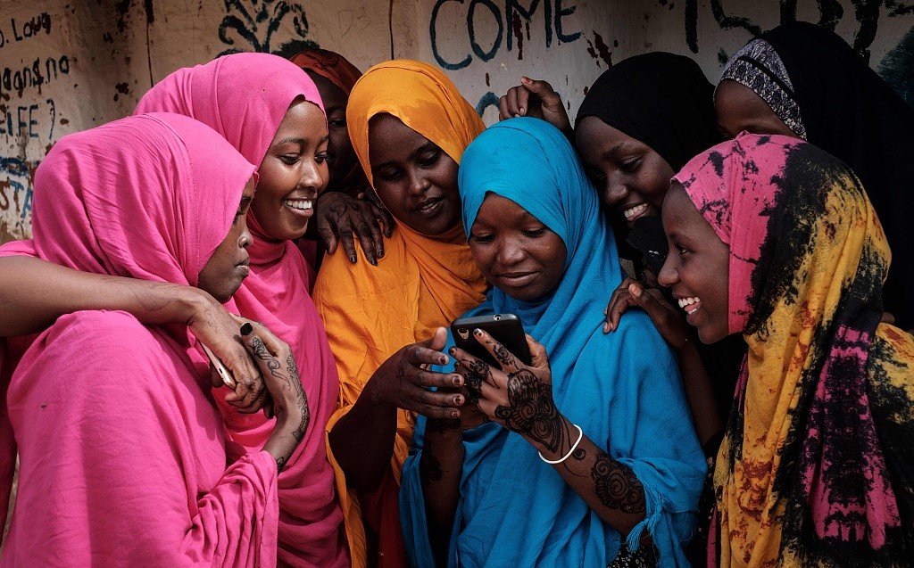 探访非洲数据标注工厂：贫民为硅谷人工智能打工赚钱