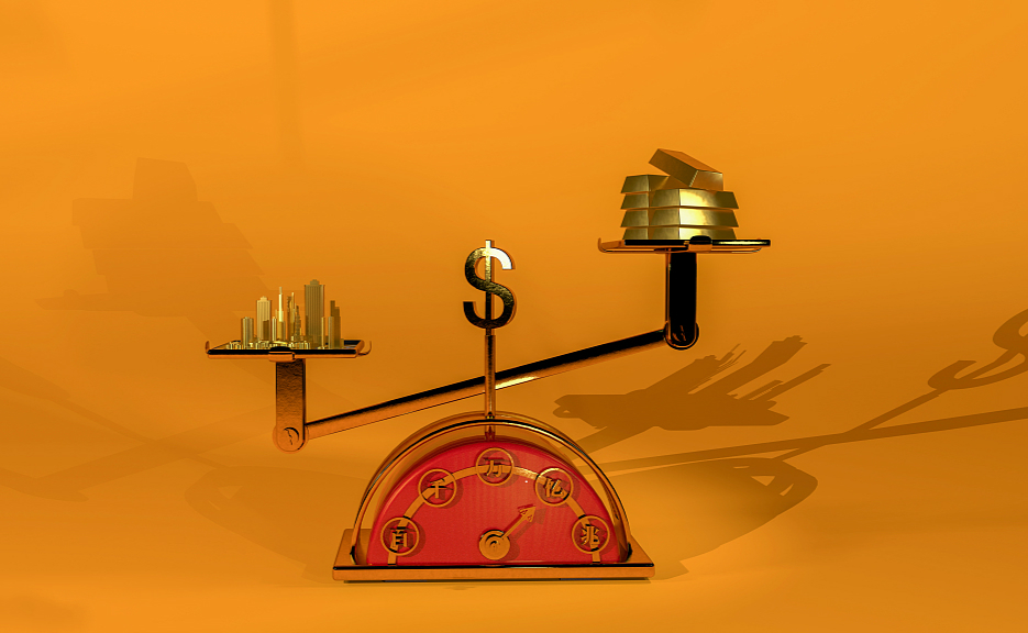 为什么民营企业家爱买房？