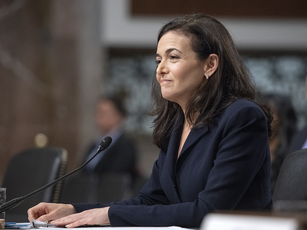 facebook coo桑德伯格见证了轰轰烈烈的反批评和监管的运动.