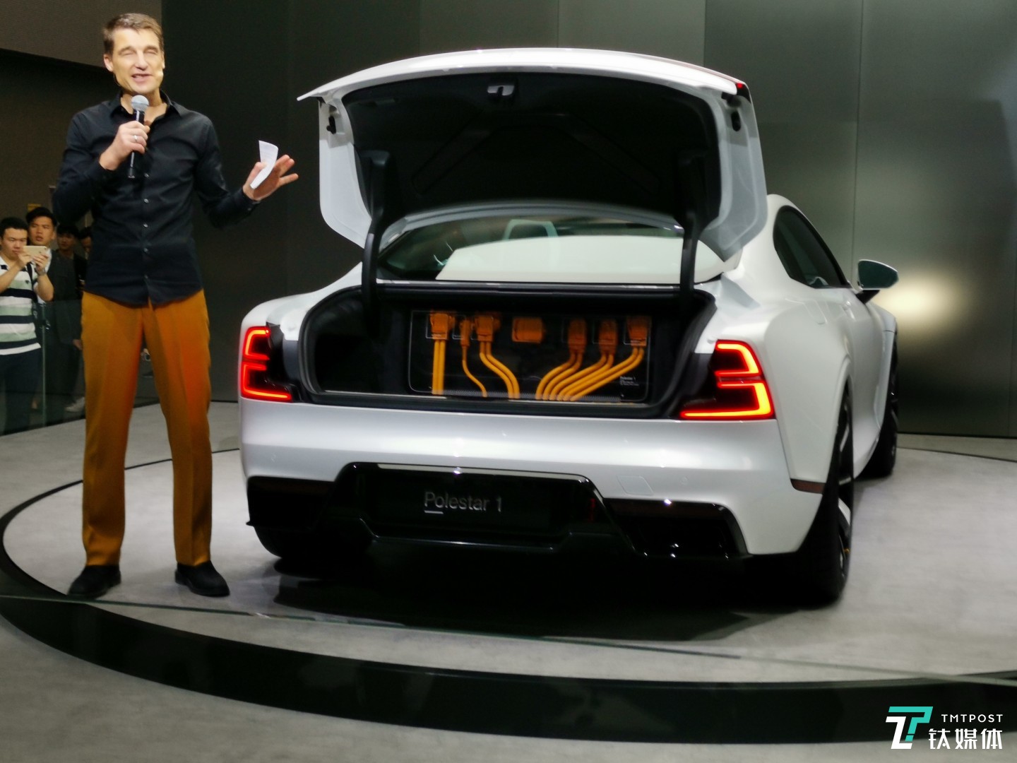 Polestar 1的混动单元位于后备箱当中