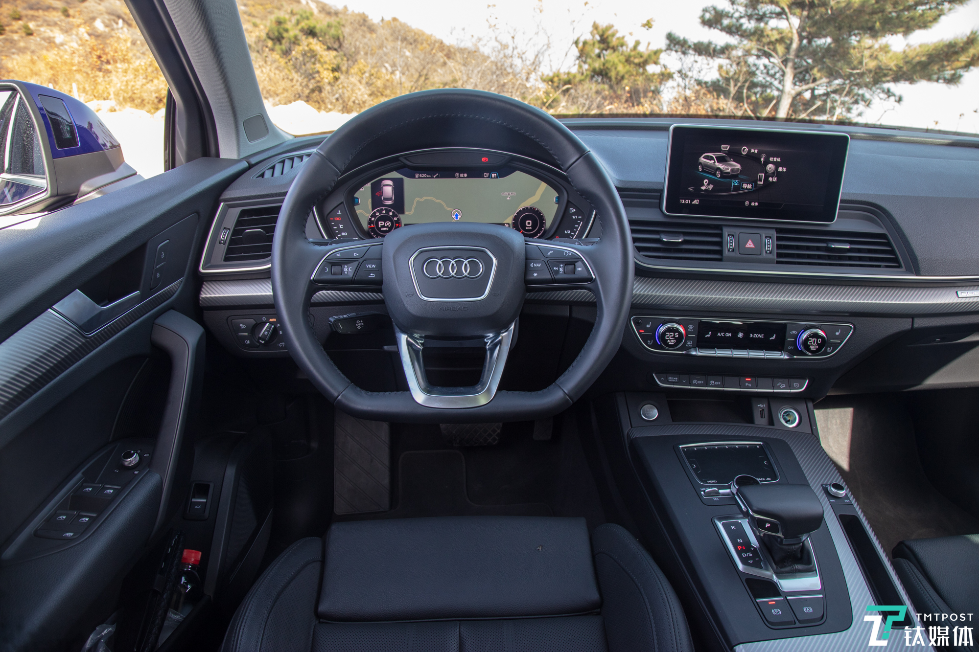 奥迪q5l内饰:虚拟座舱如果你看过新a4的内饰,那么就会对全新q5l的内饰