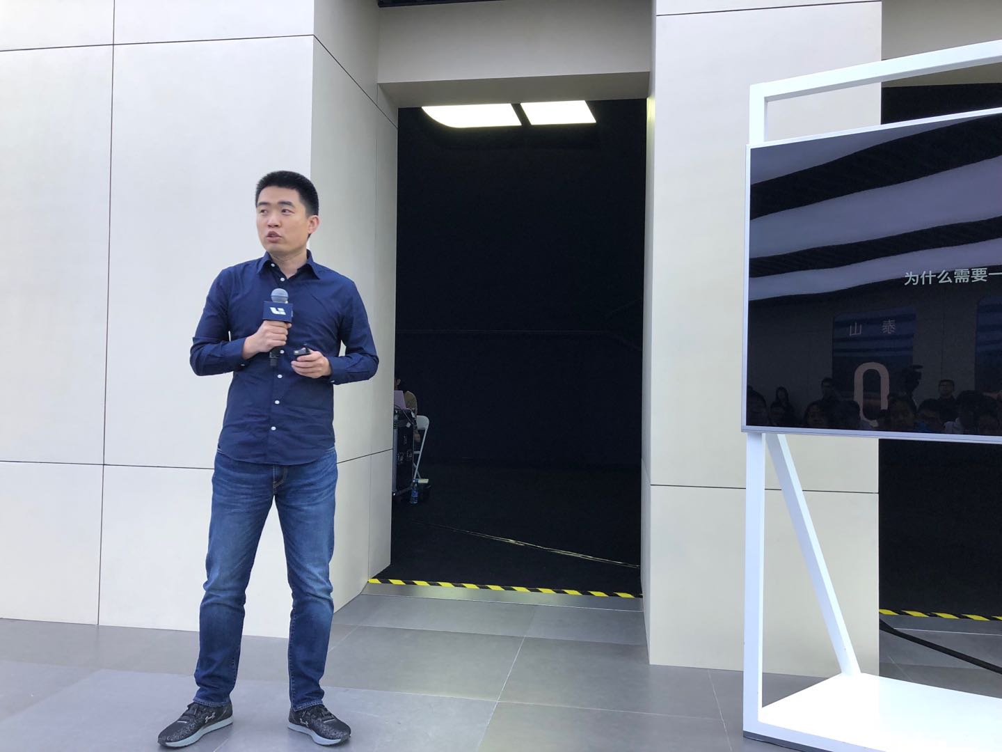 让李想付出代价的，是他心中的马斯克