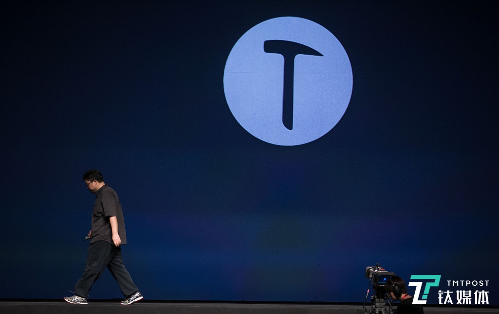 锤子易老，小米难封