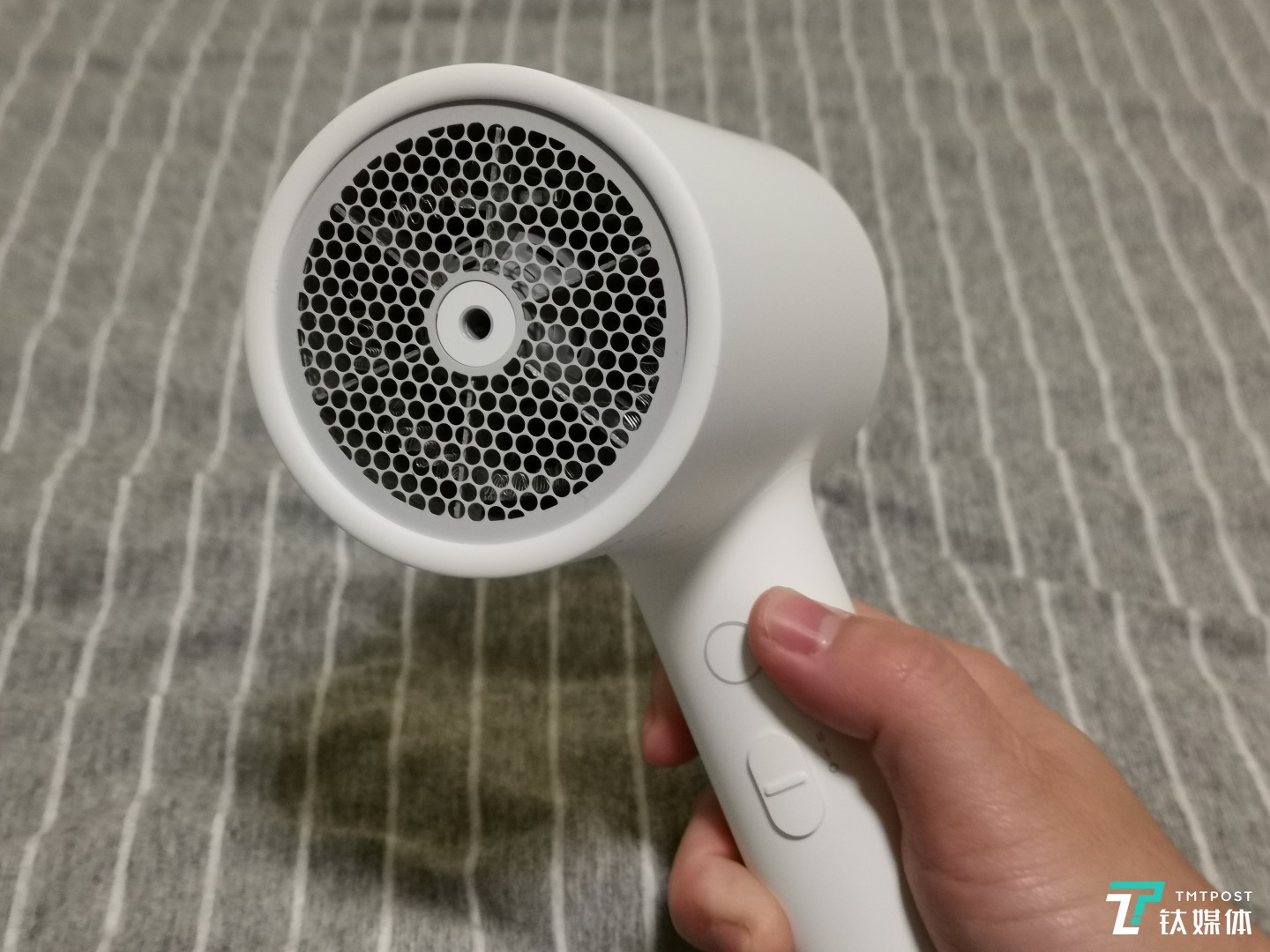 米家吹风机正面