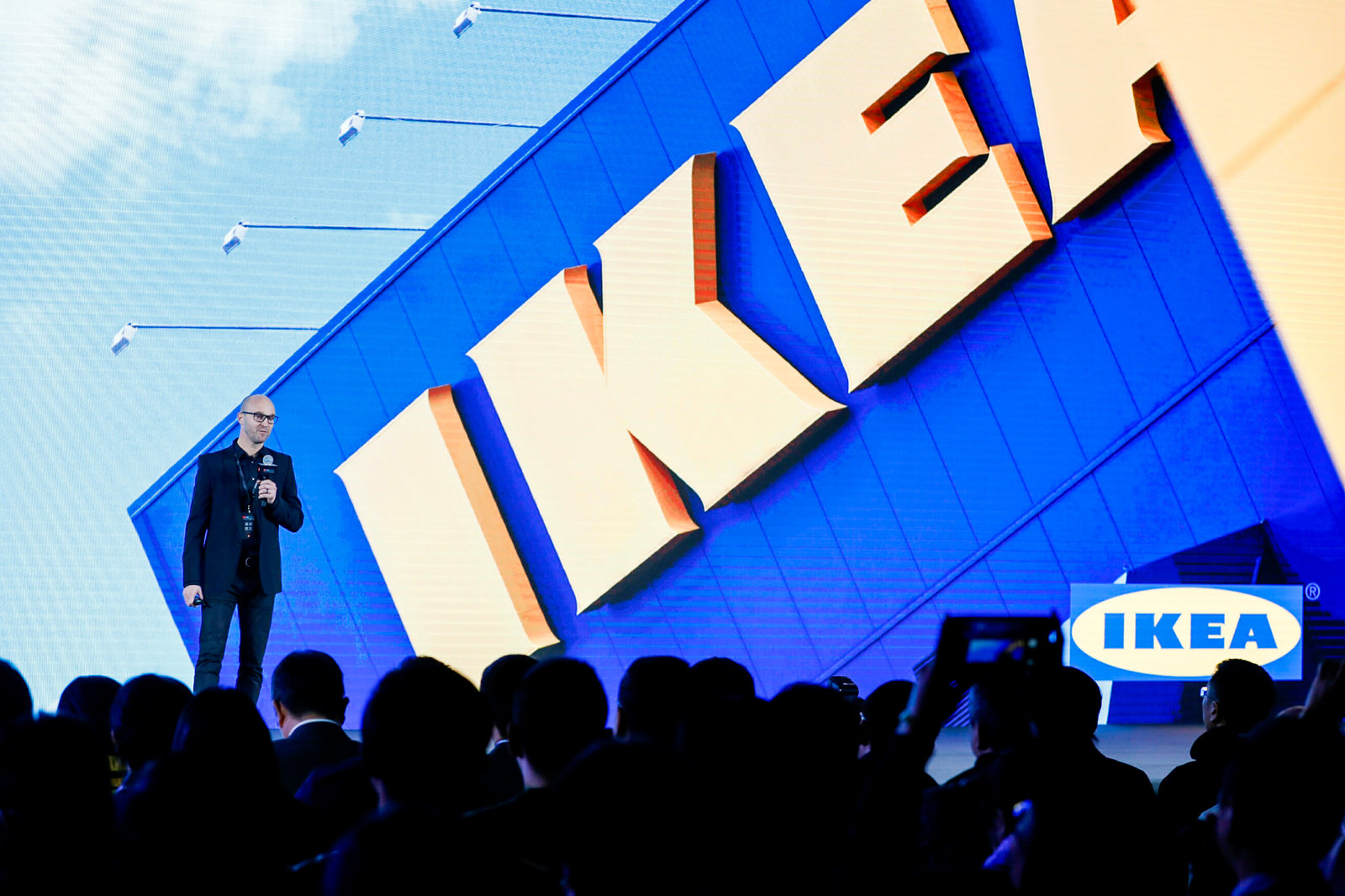 牵手宜家，小米发力家居领域，还投入亿元设立开发者基金 | 钛快讯