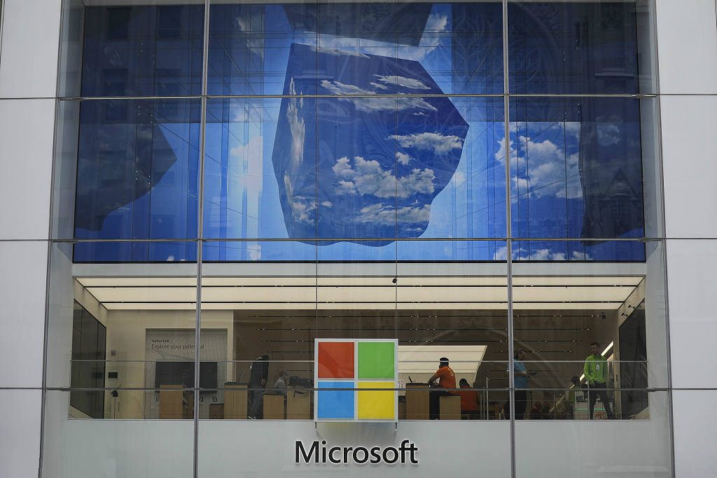 市值短暂跃居第一，微软的产业竞争力真的强于苹果吗？