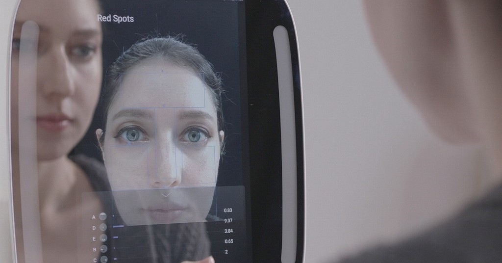 在娱乐化和专业化两端的AI测肤，未来到底应该往哪走？