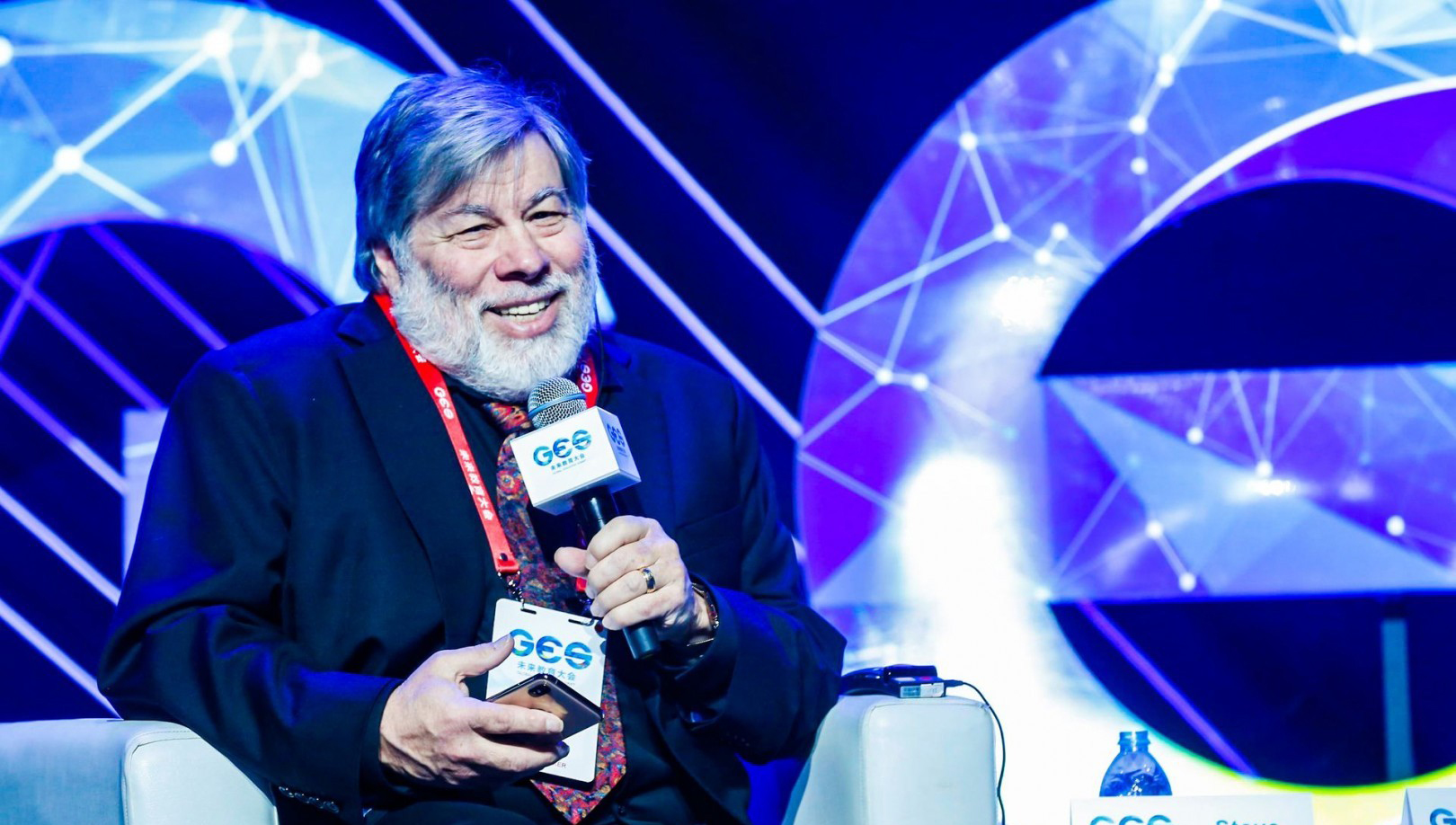 对话苹果联合创始人Steve Wozniak：编程教育才能开启未来创意时代