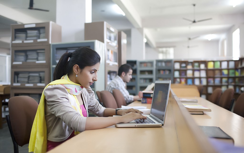 印度人也爱补习，在线教育却只有一家印度“好未来”