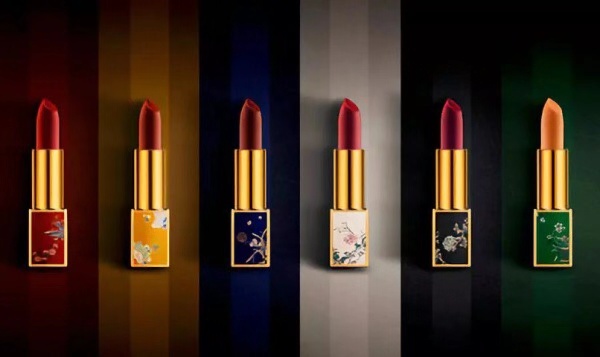 谁是故宫“嫡出”口红引发争议，但“故宫”IP终究是最大赢家