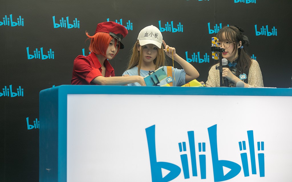 从拒绝广告到抱紧淘宝，B站的求生欲