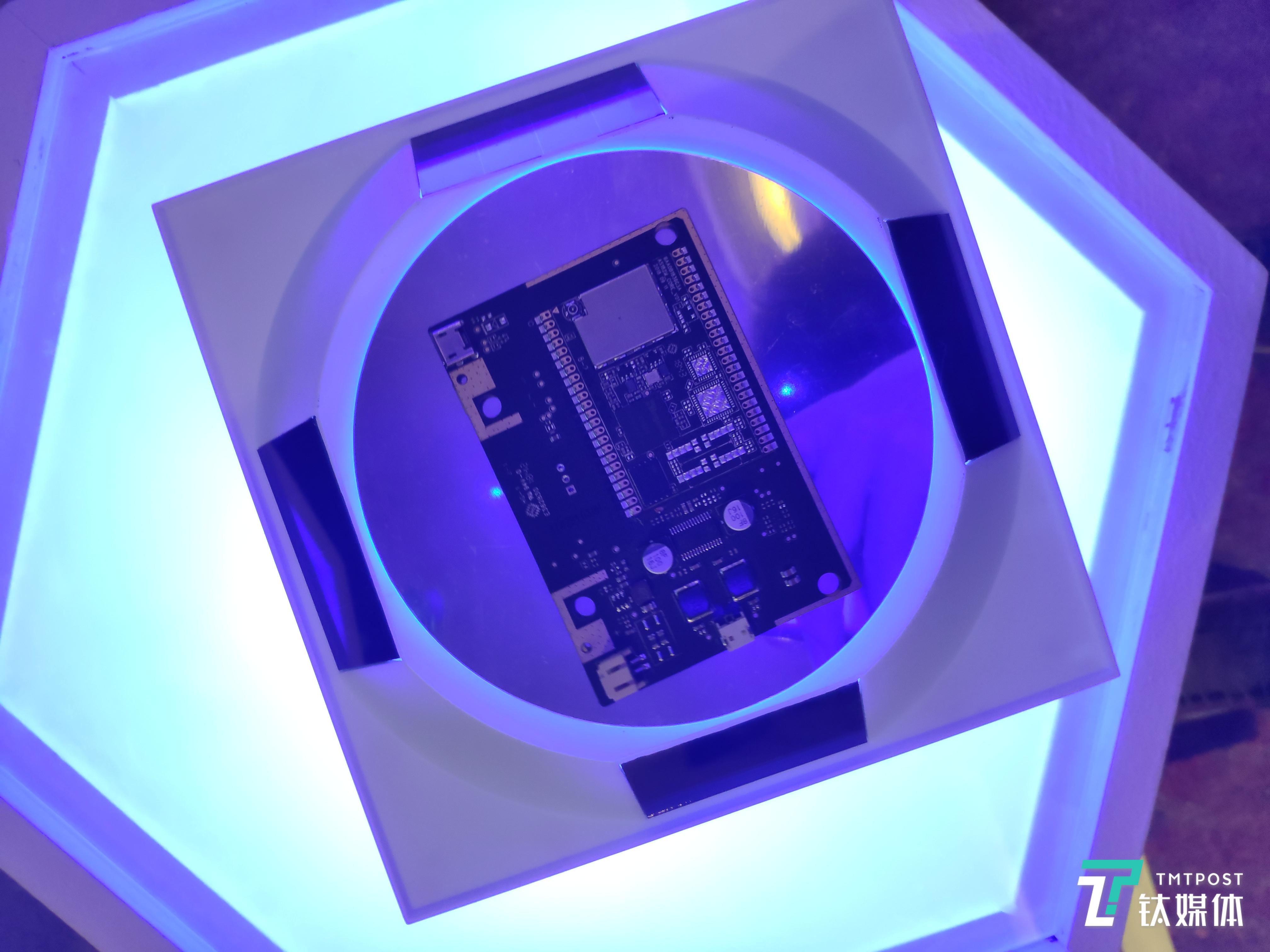 搭载思必驰芯片的主板