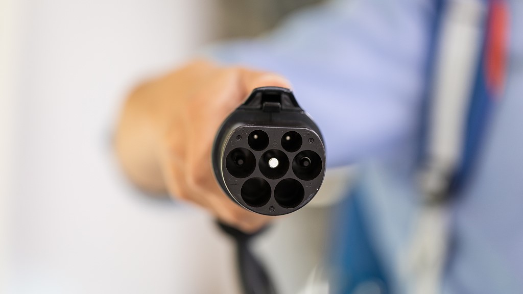 从大众“排放门”后，看车企巨头的电气化转型