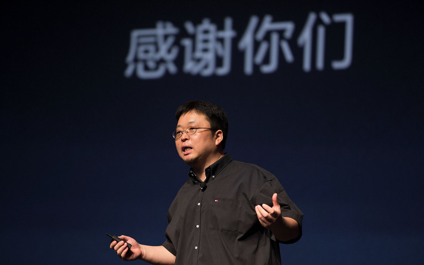 罗永浩把子弹短信改名叫“聊天宝”，新瓶装旧酒还是改头换面？